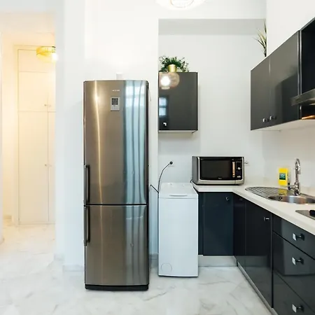 Modern And Wide- 1bd 1bth- Triana * Sewilla
